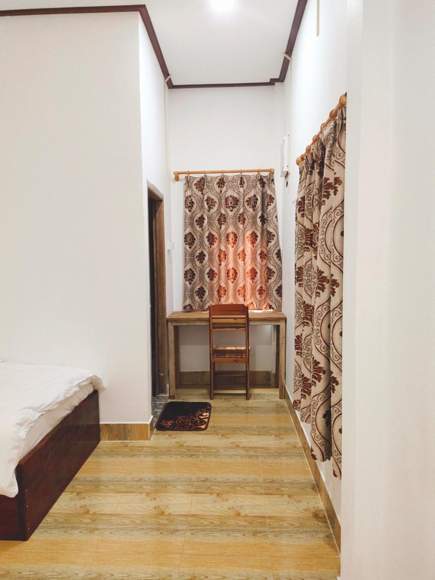 Meexok Guesthouse Nong Khiaw Exterior photo